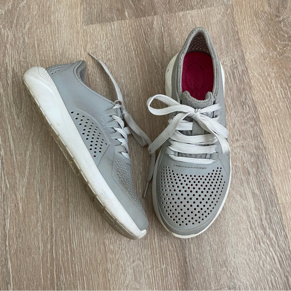 Crocs Literide Pacer Sneakers